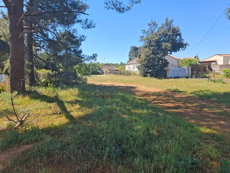 vente terrain  417.00m²  la faute