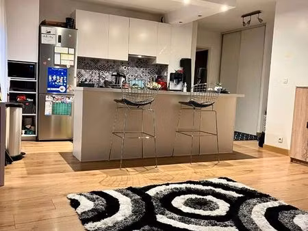 loue appartement 66m2 3pieces