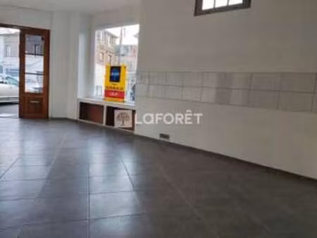 vente bureaux et commerces à caudebec-lès-elbeuf (76320) : à vendre / 65m² caudebec-lès-el