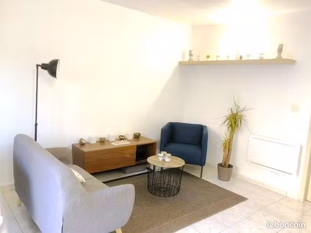 t2 meublé -31m2 – pont des demoiselles-crampel 595 euros charges comprises