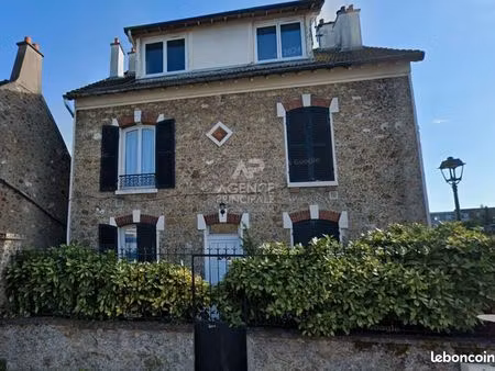 studio 1 pièce 23 m²