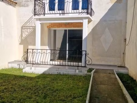 appartement à loué 140 m2
