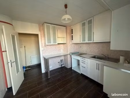 appartement 3 pièces 74m2  doméne centre
