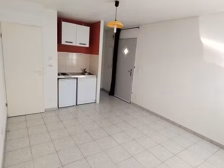 location duplex t2