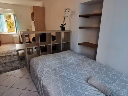 studio meublé 28 m2 800 mètres du centre ville