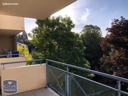 appartement 3 pièces 69 m²
