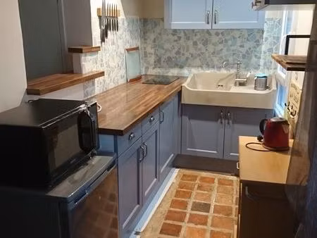 meublé 2 pièces-43m²-laval centre-quartier préfecture 546 cc