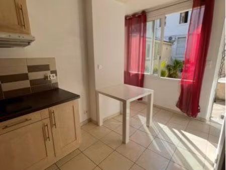 location appartement 35m2  marseille 10e