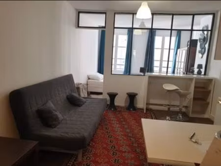 appartement 2 pieces  rue saint martin  paris 03