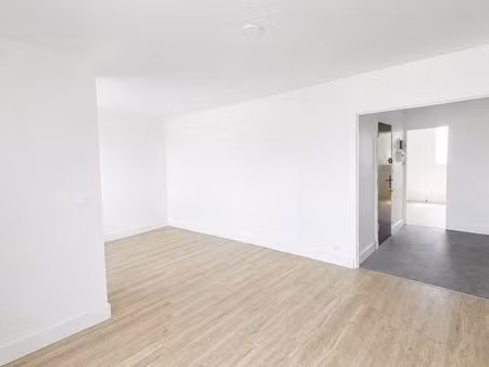 appartement 3 pieces de 72 m2 – refait a neuf – logement disponible immediatement
