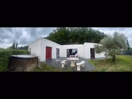 belle maison comtemporaine