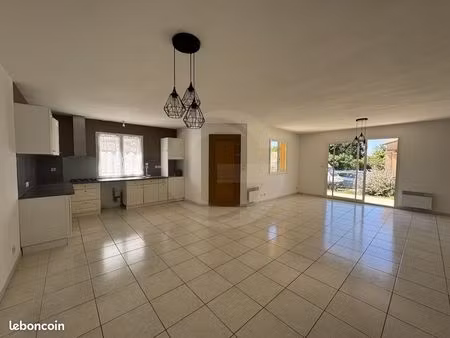villa 4 pièces 97 m²