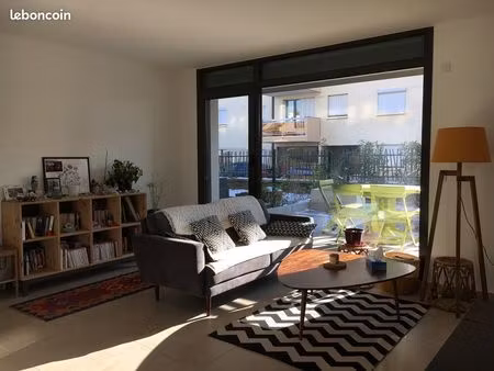 appartement t3 rez-de-jardin annecy