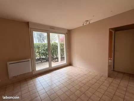 canal :beau t1bis  chambre séparée  terrasse  parking privatif