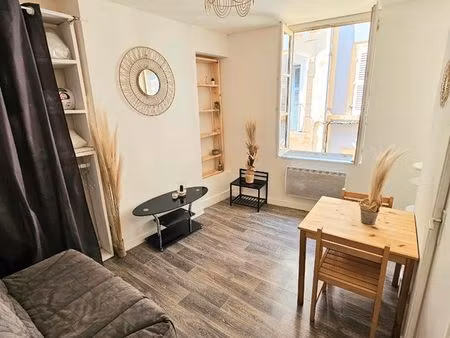 studio meublé place du plot