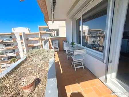 chambre a louer avec vue dégagée au pied du tram moulin a vent