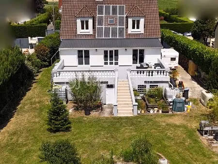 maison traditionnelle de 160 m² à marchemoret