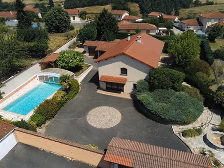 maison 5 pièces - 117 m²