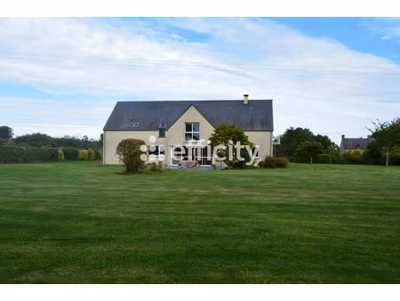 maison 7 pièces - 211 m²