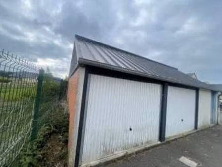 vente garage et parking à lisieux (14100) : à vendre / lisieux