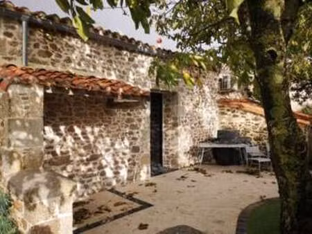 location maison meublé à saint-malô-du-bois (85590) : à louer meublé / 58m² saint-malô-du-