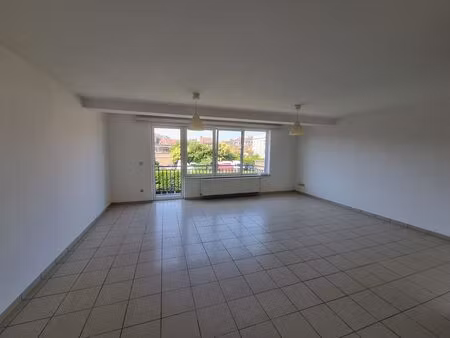 appartement à louer à houtweg 52 evere (vbe39146)