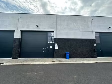 surface industrielle à louer à nelcastraat 1 lendelede (rbw30841)