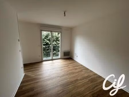 appartement t1b z.a.d.  z.i. nord - 35.93 m2 100 000 euros