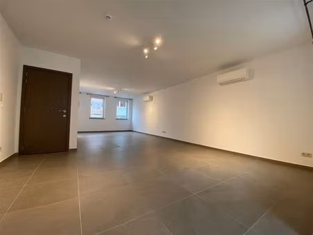 appartement à louer à rue de tournai 18 leuze-en-hainaut (vbe39153)