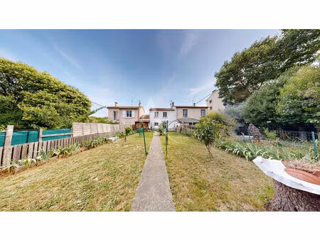maison avec garage et jardin attenant à carcassonne