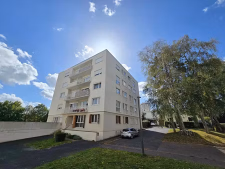 location meublée appartement 4 pièces 73 m² à herouville-saint-clair (14200)  942 €