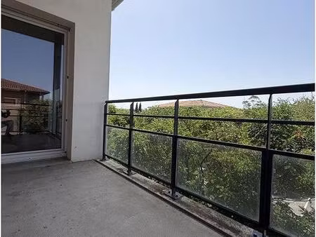 location t2 meublé avec balcon et parking à toulouse saint-martin-du-touch