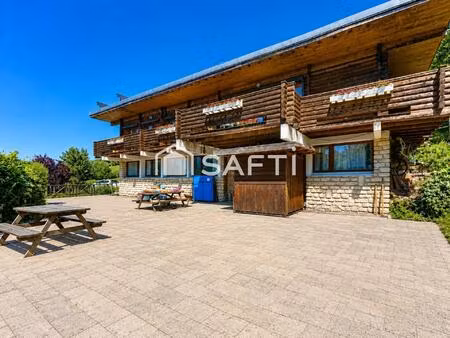 t4 dans un chalet de montagne avec jardin (environ 300m2) sur une parcelle de 7 687m2  à 5