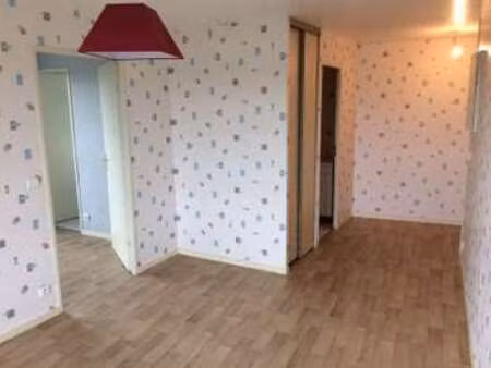 location appartement 2 pièces à caen (14000) : à louer 2 pièces / 36m² caen