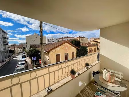 superbe t2 récent avec terrasse et garage - toulon (83100)