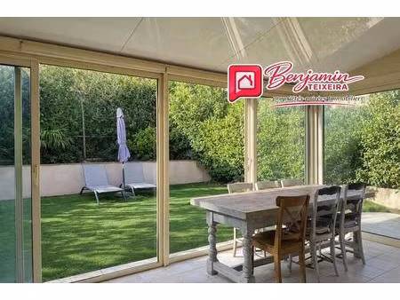 maison roquebrune sur argens 6 pièce(s) 96 m2 - 4 chambres dont 1 de plain-pied + parking 