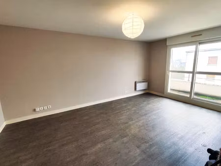 appartement 2 pièces 45 m² à louer saint-cyr-sur-loire 37540 ? | era immobilier