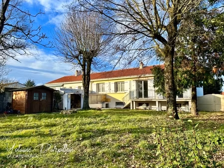 maison 4 chambres  plein centre montaigu vendee (85)