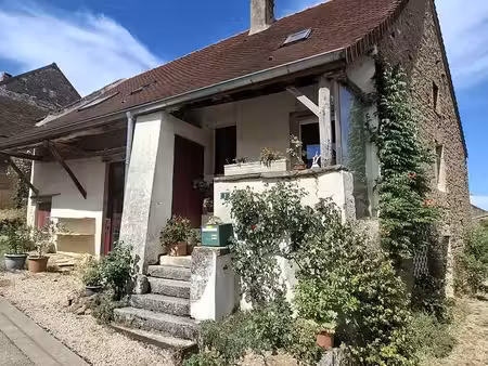 maison de village renovee en pierre