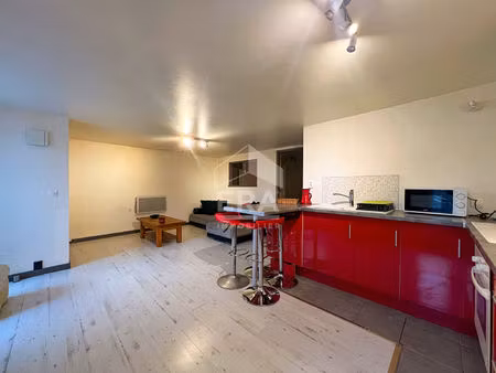 appartement 2 pièces 37 m² à louer malemort-du-comtat 84570 ? | era immobilier