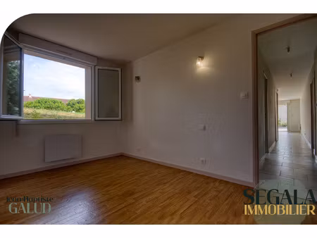 appartement t3 de plain-pied
