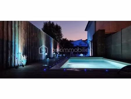 coup de cœur assuré – maison familiale non mitoyenne rénovée avec piscine chauffée quartie