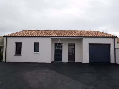 location maison montaigu-vendée  76m² 4 pièces 910€ avec garage