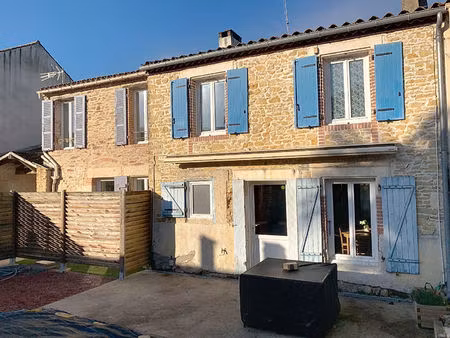 maison mareuil sur lay disais- ensemble immobilier-