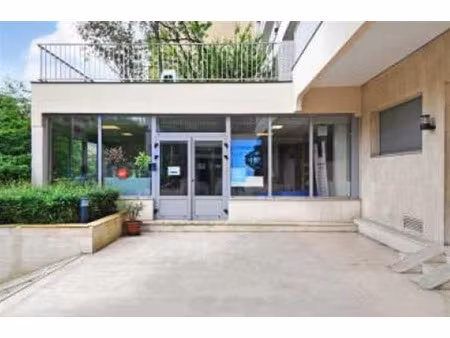 location bureau meudon 819 m²