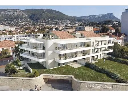 vente bureau toulon 183 m²