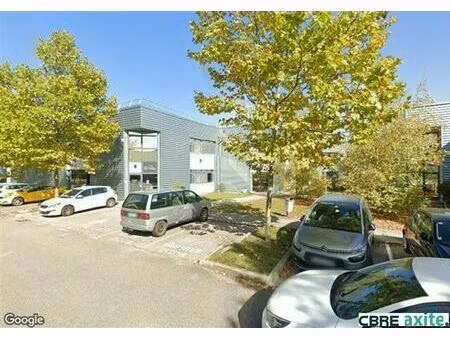 location commerce echirolles 191 m²