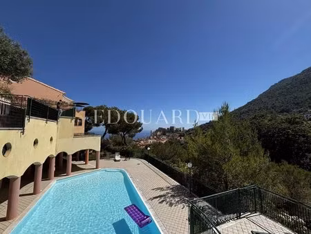 en exclusivité superbe trois pièces avec deux grandes terrasses et parking  limitrophe la.