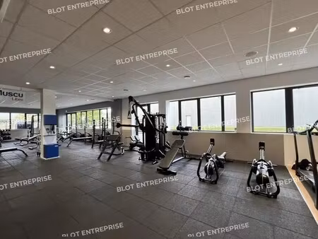 location bureaux 635 m²