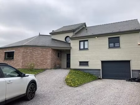 à louer maison 180 m² – 1 215 € |colleret
